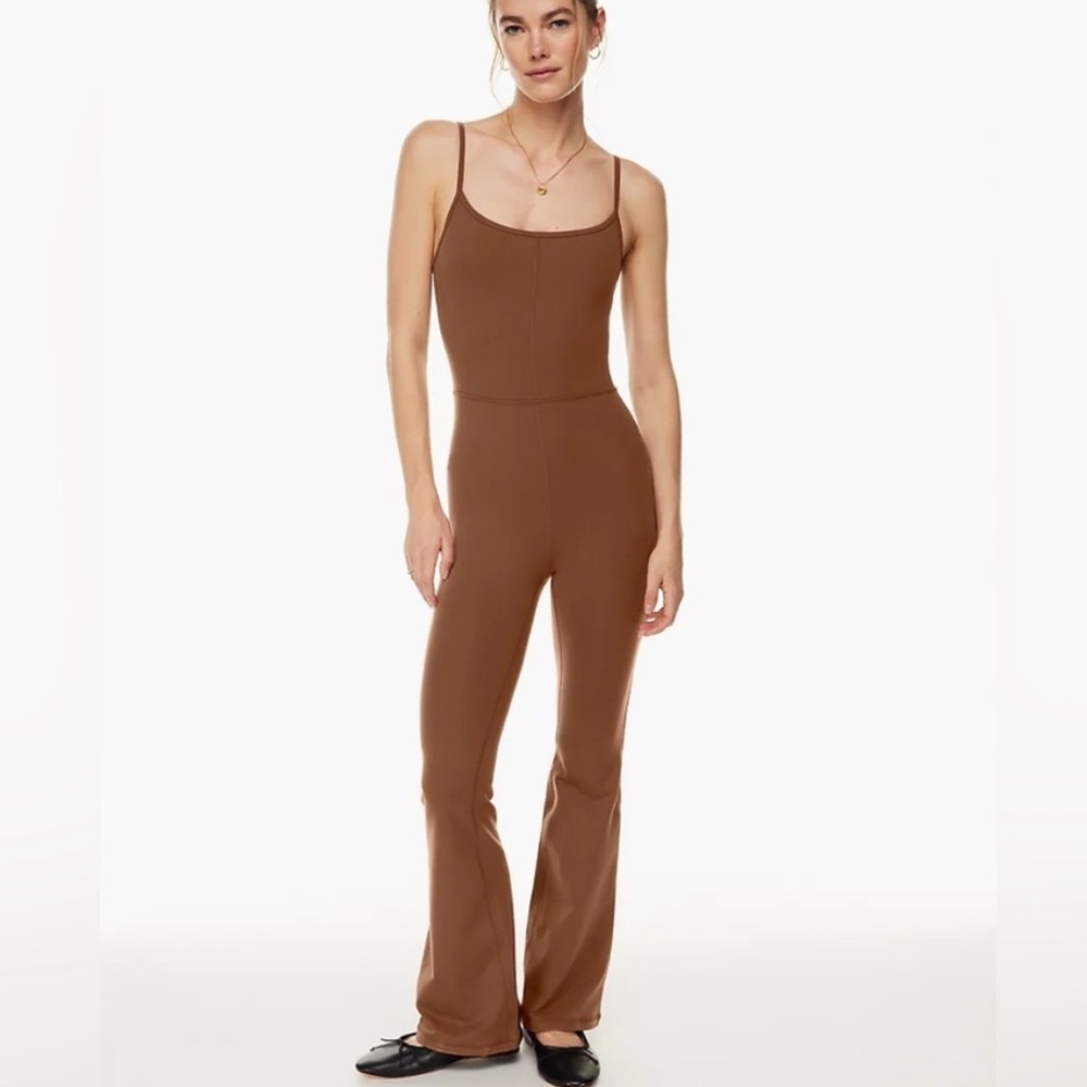 Aritzia Wilfred Free Divinity Flare Jumpsuit in Cognac Brown Size XXS
